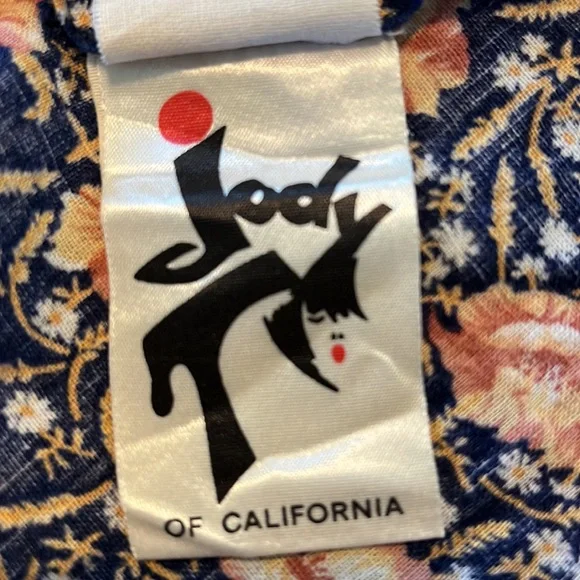 vintage 70s Jodi T of California floral maxi w/lace neckline - Picture 7 of 7